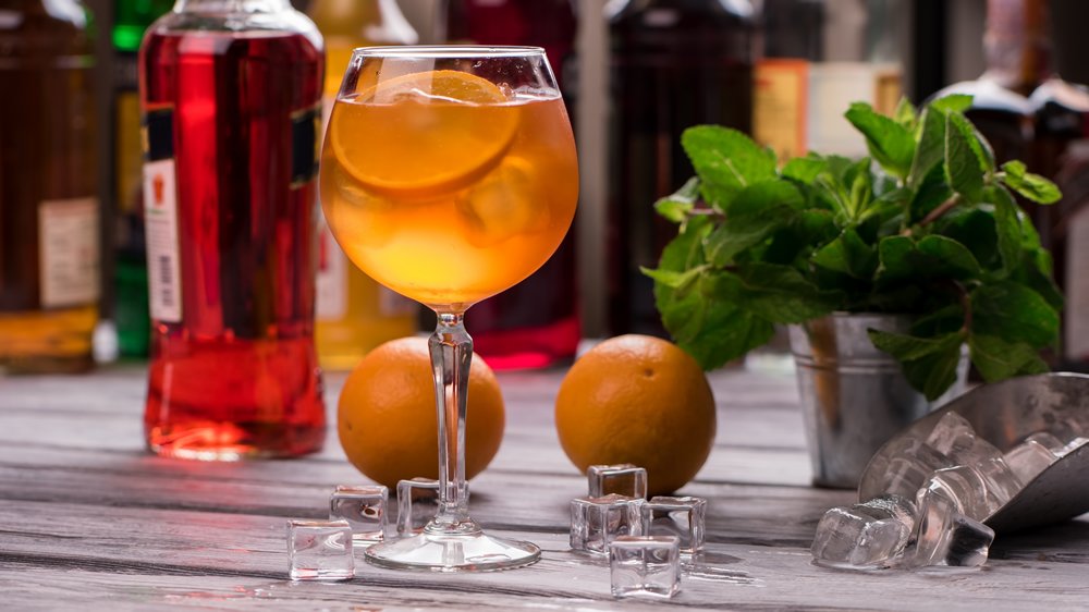 Aperol Spritz namiešaný nápoj